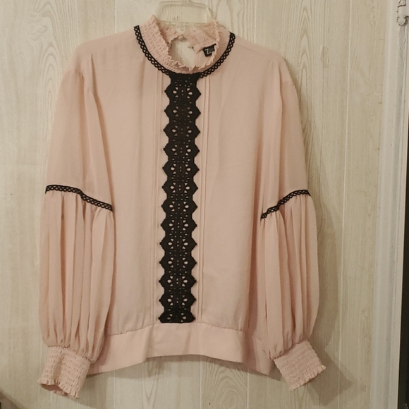 NYC Tops - New York and Company blouse XL gently worn